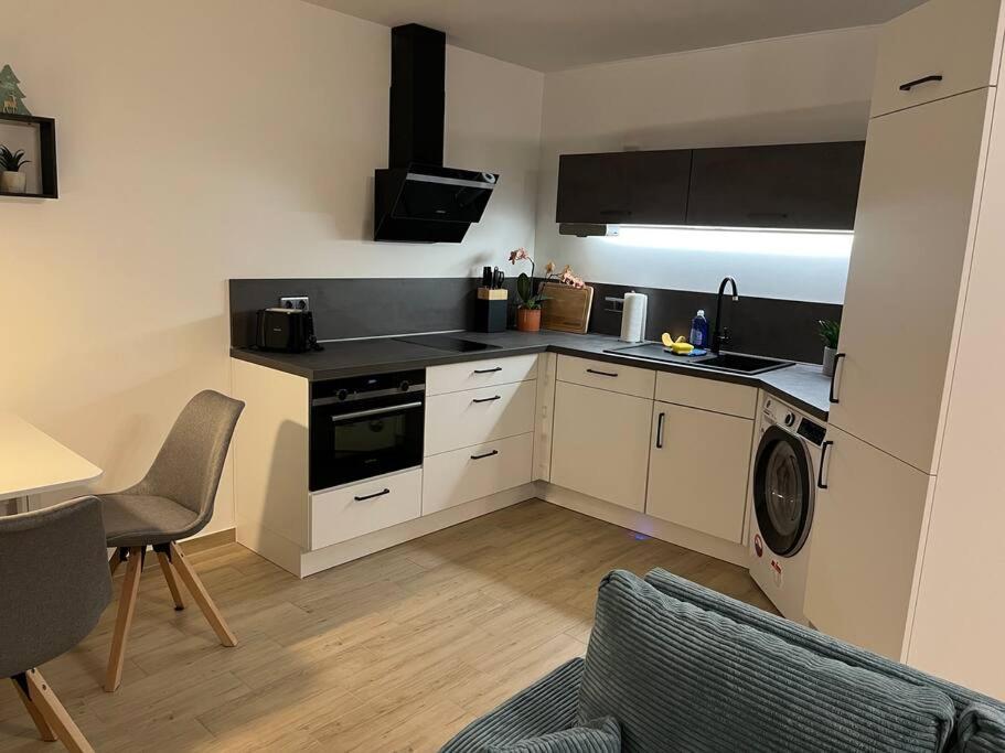 Neu Sanierte Wohnung Fuer 2-4 P Eschwege Zewnętrze zdjęcie